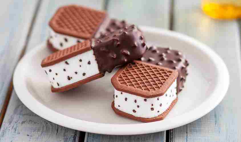 Παγωτά/Συσκευασμένα παγωτά: παγωτά σάντουιτς Chocobon bofrost